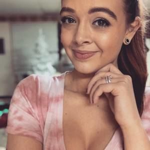 Meet your Posher, Cassie